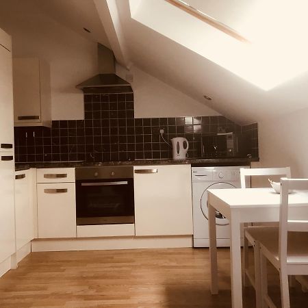 Grosvenor House Apartment Cardiff Luaran gambar