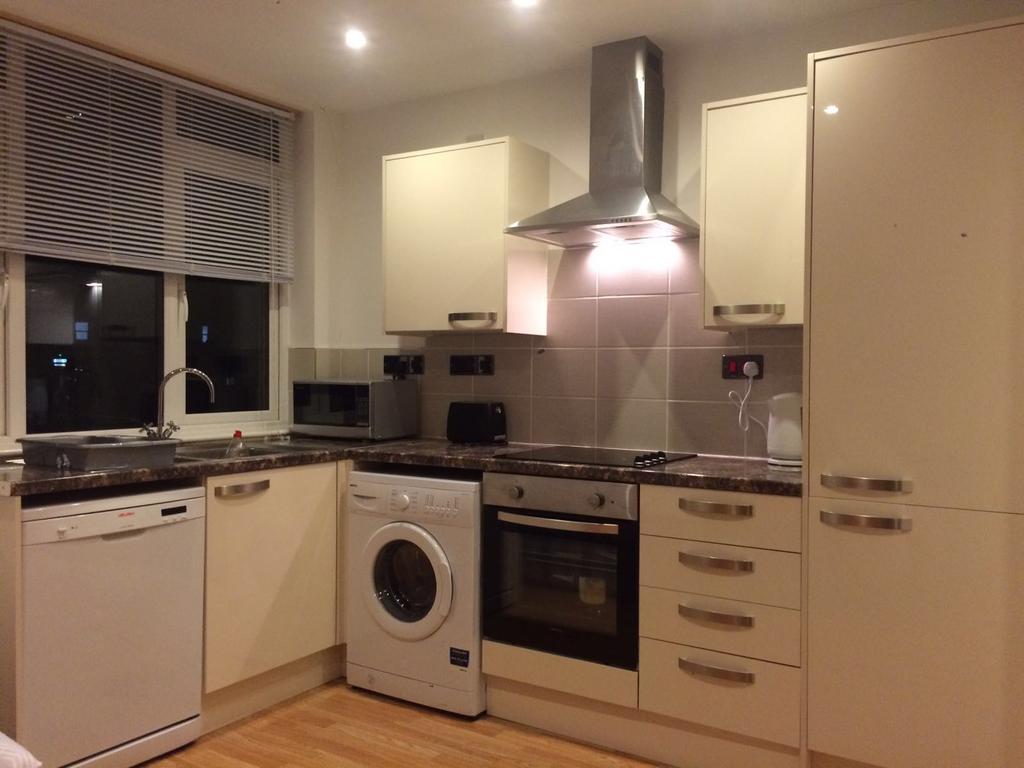 Grosvenor House Apartment Cardiff Luaran gambar