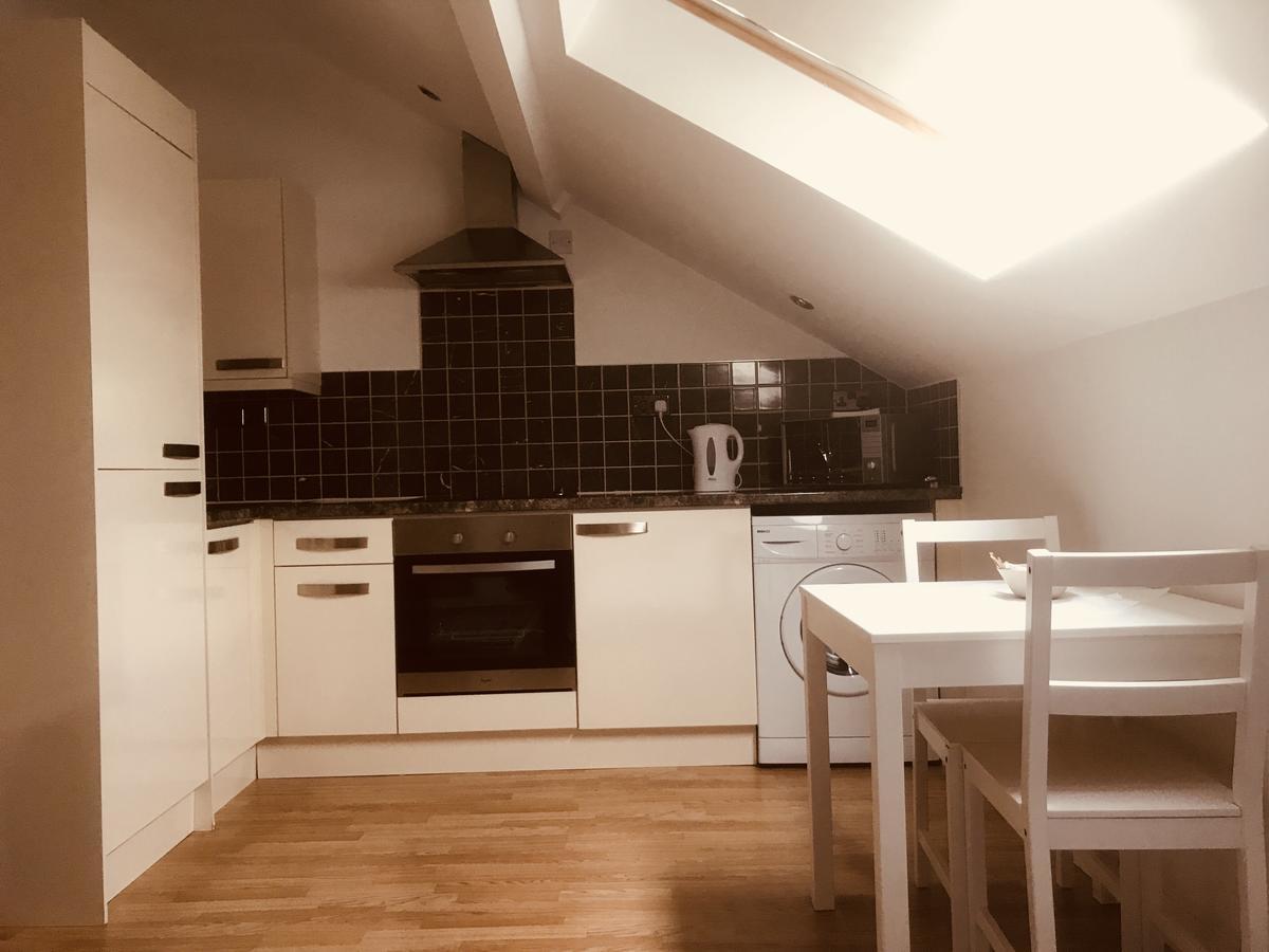 Grosvenor House Apartment Cardiff Luaran gambar
